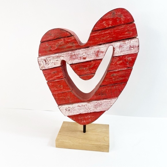 Other - Painted Reclaimed Wood Heart On A Pedestal Figure Sculpture Farmhouse Coastal
